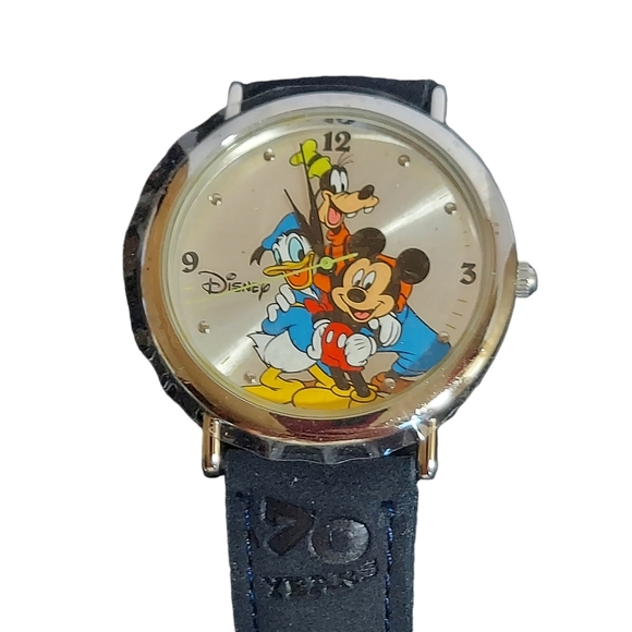 Mickey Mouse 70th Anniversary Watch in Tin  Certificate of Authenticity - Picture 1 of 16